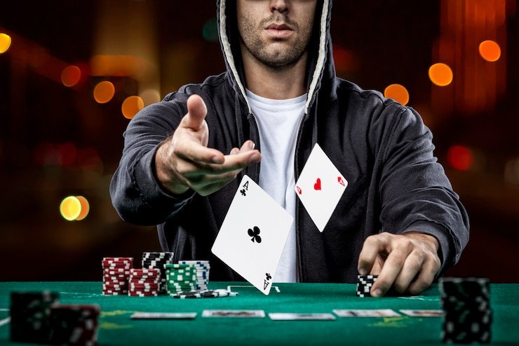 erek63 mobile app interface showing slot tournaments and live casino tables